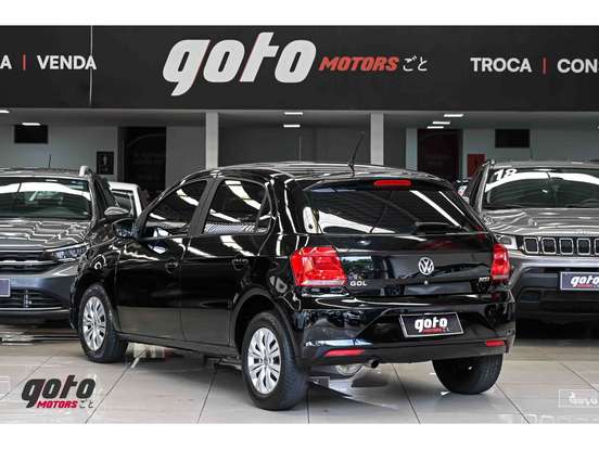 VOLKSWAGEN-GOL-2016