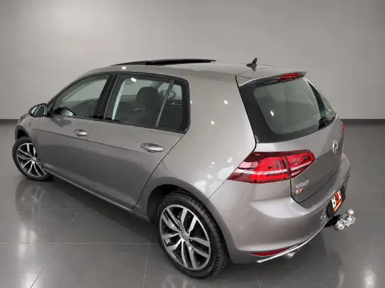 VOLKSWAGEN-GOLF-1.4 TSI HIGHLINE 16V GASOLINA 4P AUTOMÁTICO VOLKSWAGEN-GOLF-2014
