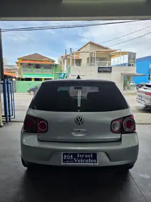 VOLKSWAGEN-GOLF-2008