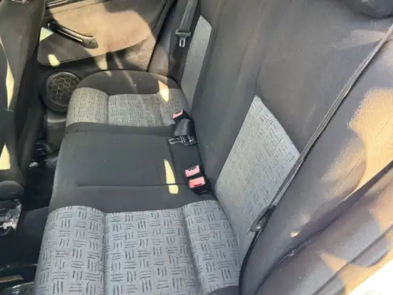 VOLKSWAGEN-GOLF-1.6 MI 8V GASOLINA 4P MANUAL VOLKSWAGEN-GOLF-2003