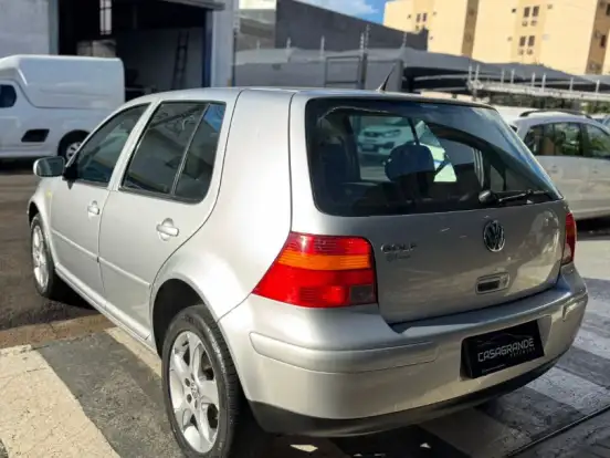 VOLKSWAGEN-GOLF-1.6 MI 8V GASOLINA 4P MANUAL VOLKSWAGEN-GOLF-2003