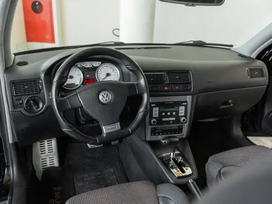 VOLKSWAGEN-GOLF-1.8 MI GTI 20V 193CV TURBO GASOLINA 4P TIPTRONIC VOLKSWAGEN-GOLF-2007