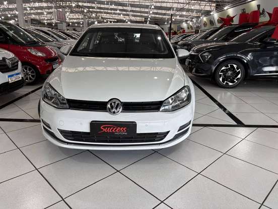 VOLKSWAGEN-GOLF-2013