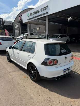 VOLKSWAGEN-GOLF-2011