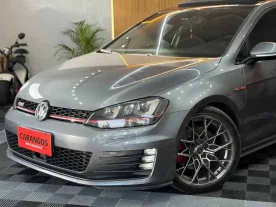 VOLKSWAGEN-GOLF-2017