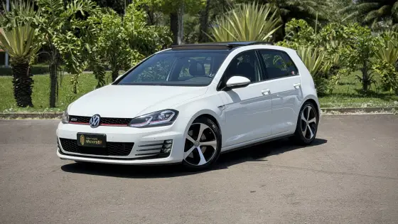 VOLKSWAGEN GOLF 2.0 TSI GTI 16V TURBO GASOLINA 4P AUTOMÁTICO