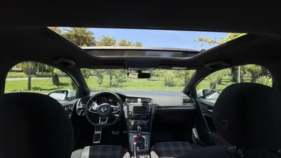 VOLKSWAGEN-GOLF-2.0 TSI GTI 16V TURBO GASOLINA 4P AUTOMÁTICO VOLKSWAGEN-GOLF-2017