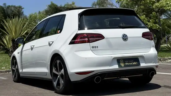 VOLKSWAGEN-GOLF-2.0 TSI GTI 16V TURBO GASOLINA 4P AUTOMÁTICO VOLKSWAGEN-GOLF-2017