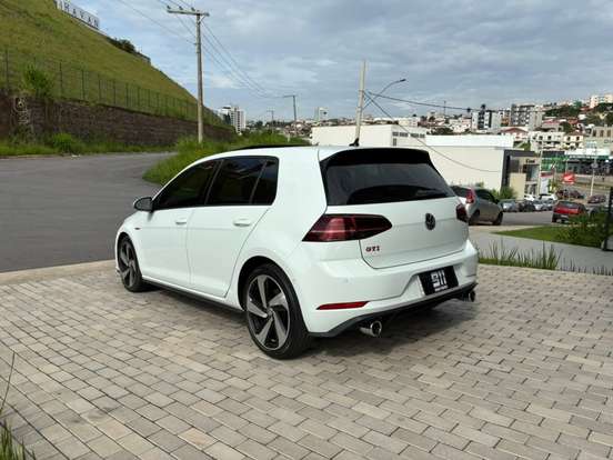 VOLKSWAGEN-GOLF-2.0 350 TSI GASOLINA GTI DSG VOLKSWAGEN-GOLF-2019