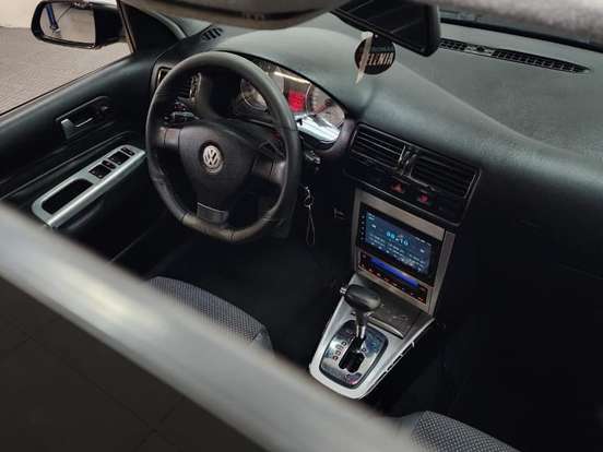VOLKSWAGEN-GOLF-2.0 MI BLACK EDITION 8V FLEX 4P TIPTRONIC VOLKSWAGEN-GOLF-2010