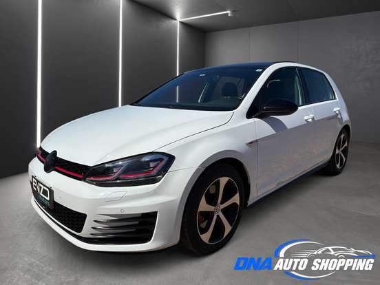 VOLKSWAGEN-GOLF-2.0 TSI GTI 16V TURBO GASOLINA 4P AUTOMÁTICO VOLKSWAGEN-GOLF-2014
