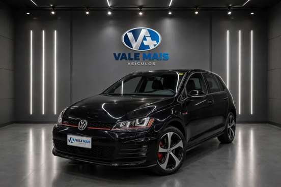 VOLKSWAGEN-GOLF-2013
