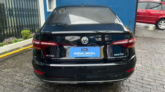 VOLKSWAGEN-JETTA-2018