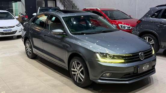 VOLKSWAGEN-JETTA-2017