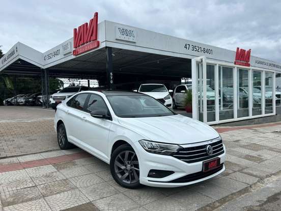 VOLKSWAGEN-JETTA-2018