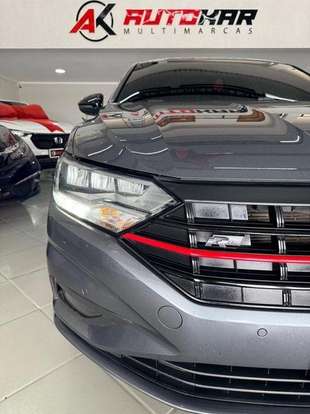 VOLKSWAGEN-JETTA-2019