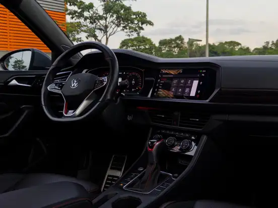 VOLKSWAGEN-JETTA-2022