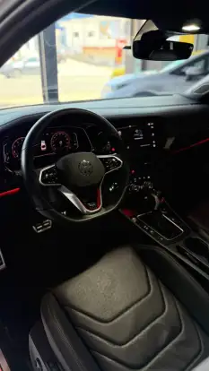 VOLKSWAGEN-JETTA-2023