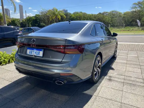 VOLKSWAGEN-JETTA-2025