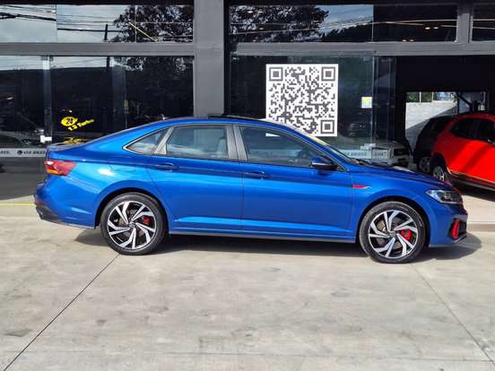 VOLKSWAGEN-JETTA-2023