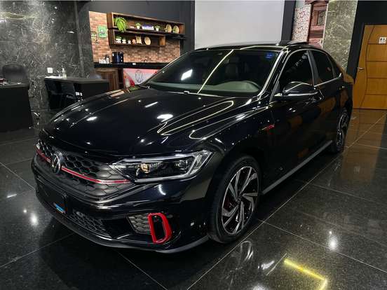 VOLKSWAGEN-JETTA-2024