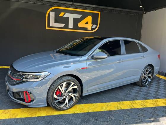 VOLKSWAGEN JETTA 2.0 350 TSI GASOLINA GLI DSG