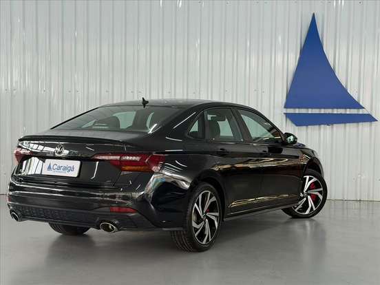 VOLKSWAGEN-JETTA-2023