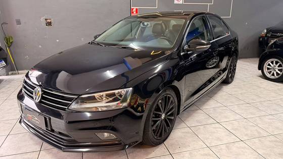 VOLKSWAGEN JETTA 2.0 TSI HIGHLINE 211CV GASOLINA 4P TIPTRONIC