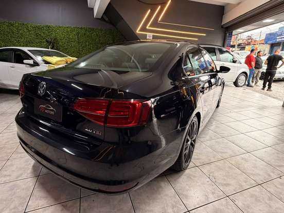 VOLKSWAGEN-JETTA-2.0 TSI HIGHLINE 211CV GASOLINA 4P TIPTRONIC VOLKSWAGEN-JETTA-2016