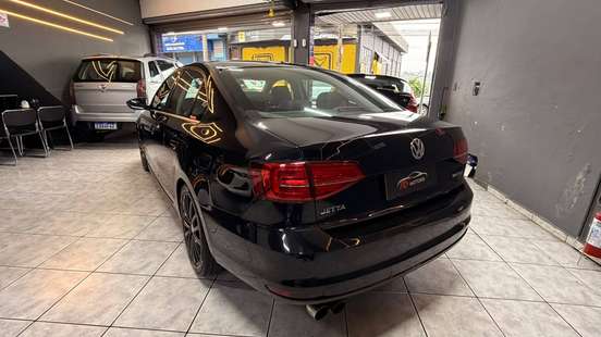VOLKSWAGEN-JETTA-2016