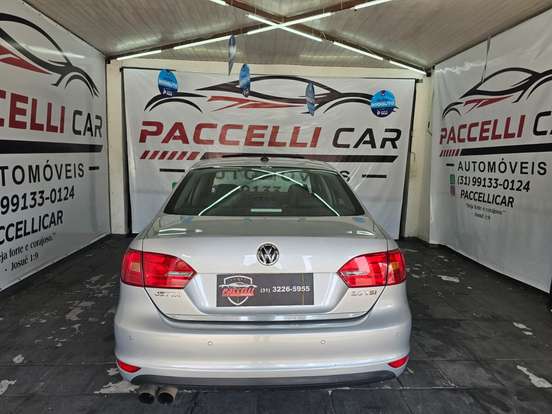 VOLKSWAGEN-JETTA-2014