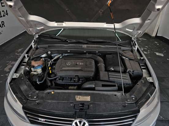 VOLKSWAGEN-JETTA-2.0 TSI HIGHLINE 211CV GASOLINA 4P TIPTRONIC VOLKSWAGEN-JETTA-2014