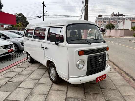 VOLKSWAGEN-KOMBI-1.4 MI STD LOTAÇÃO 8V FLEX 3P MANUAL VOLKSWAGEN-KOMBI-2013