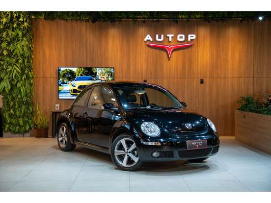 VOLKSWAGEN-NEW BEETLE-2010
