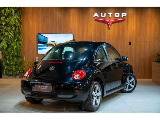 VOLKSWAGEN-NEW BEETLE-2.0 MI 8V GASOLINA 2P TIPTRONIC VOLKSWAGEN-NEW BEETLE-2010