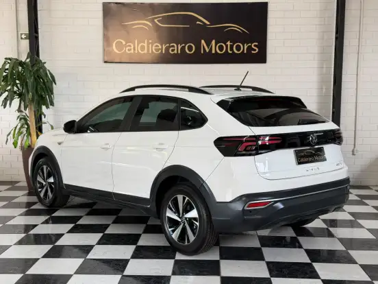 VOLKSWAGEN-NIVUS-1.0 200 TSI TOTAL FLEX COMFORTLINE AUTOMÁTICO VOLKSWAGEN-NIVUS-2023