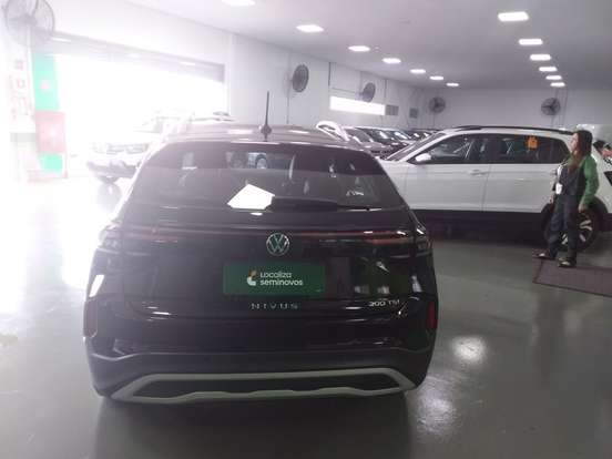 VOLKSWAGEN-NIVUS-1.0 200 TSI TOTAL FLEX HIGHLINE AUTOMÁTICO VOLKSWAGEN-NIVUS-2025