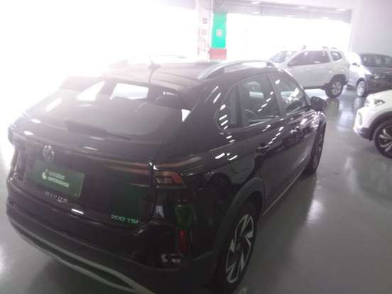 VOLKSWAGEN-NIVUS-1.0 200 TSI TOTAL FLEX HIGHLINE AUTOMÁTICO VOLKSWAGEN-NIVUS-2025