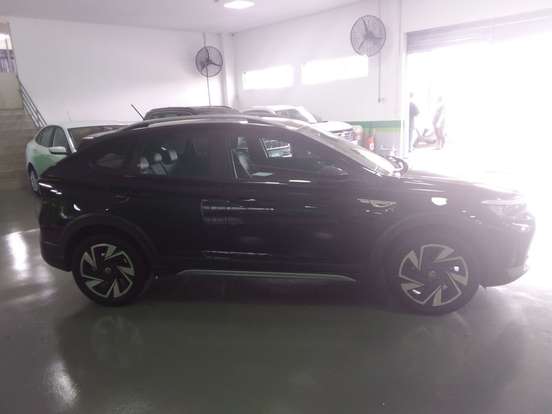 VOLKSWAGEN-NIVUS-1.0 200 TSI TOTAL FLEX HIGHLINE AUTOMÁTICO VOLKSWAGEN-NIVUS-2025