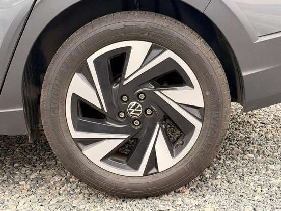 VOLKSWAGEN-NIVUS-1.0 200 TSI TOTAL FLEX HIGHLINE AUTOMÁTICO VOLKSWAGEN-NIVUS-2025