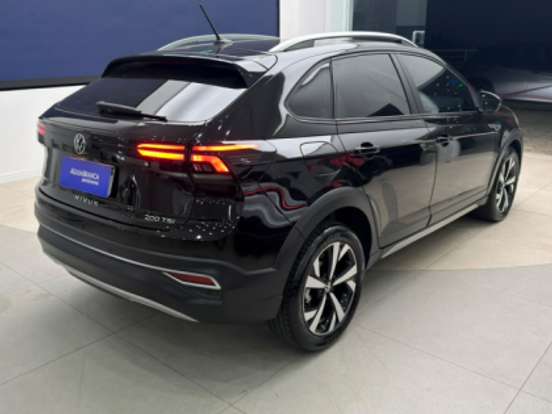 VOLKSWAGEN-NIVUS-1.0 200 TSI TOTAL FLEX HIGHLINE AUTOMÁTICO VOLKSWAGEN-NIVUS-2023