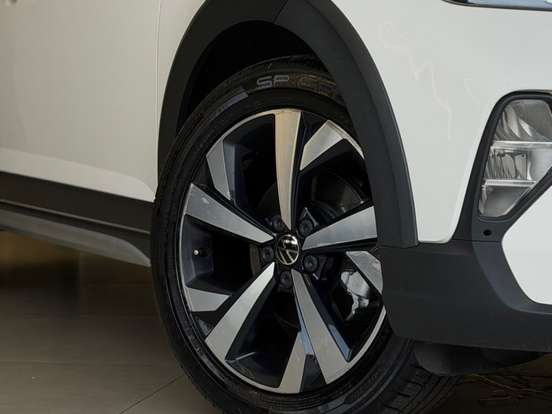 VOLKSWAGEN-NIVUS-1.0 200 TSI TOTAL FLEX HIGHLINE AUTOMÁTICO VOLKSWAGEN-NIVUS-2024
