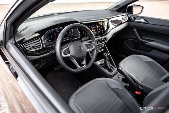 VOLKSWAGEN-NIVUS-1.0 200 TSI TOTAL FLEX HIGHLINE AUTOMÁTICO VOLKSWAGEN-NIVUS-2023