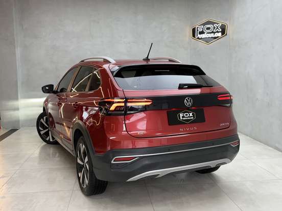 VOLKSWAGEN-NIVUS-1.0 200 TSI TOTAL FLEX HIGHLINE AUTOMÁTICO VOLKSWAGEN-NIVUS-2022