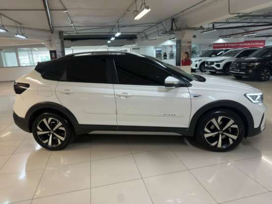 VOLKSWAGEN-NIVUS-1.0 200 TSI TOTAL FLEX HIGHLINE AUTOMÁTICO VOLKSWAGEN-NIVUS-2022