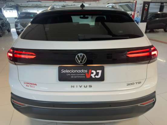 VOLKSWAGEN-NIVUS-1.0 200 TSI TOTAL FLEX HIGHLINE AUTOMÁTICO VOLKSWAGEN-NIVUS-2022