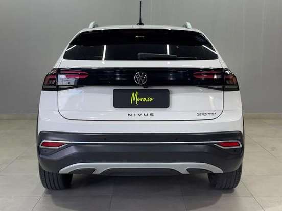 VOLKSWAGEN-NIVUS-1.0 200 TSI TOTAL FLEX HIGHLINE AUTOMÁTICO VOLKSWAGEN-NIVUS-2023