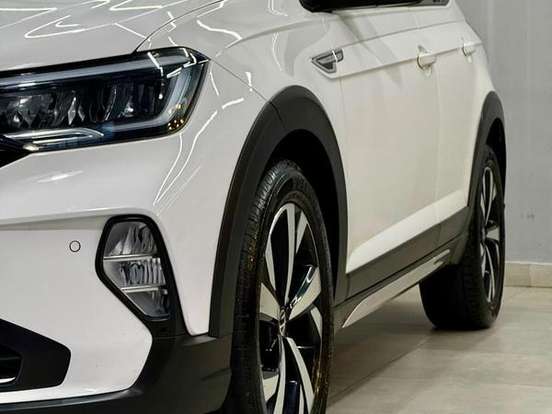 VOLKSWAGEN-NIVUS-1.0 200 TSI TOTAL FLEX HIGHLINE AUTOMÁTICO VOLKSWAGEN-NIVUS-2023