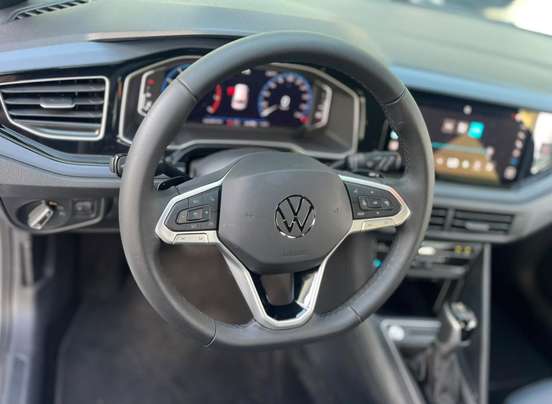 VOLKSWAGEN-NIVUS-1.0 200 TSI TOTAL FLEX HIGHLINE AUTOMÁTICO VOLKSWAGEN-NIVUS-2026