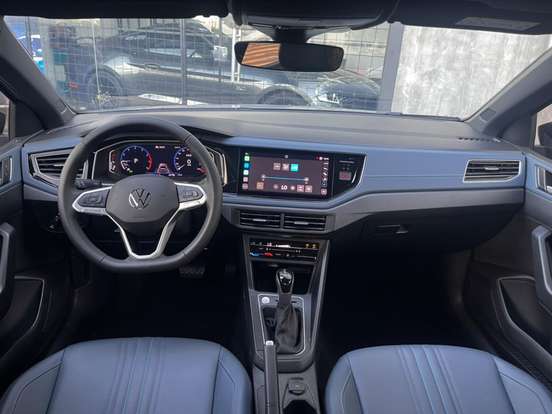 VOLKSWAGEN-NIVUS-1.0 200 TSI TOTAL FLEX HIGHLINE AUTOMÁTICO VOLKSWAGEN-NIVUS-2026